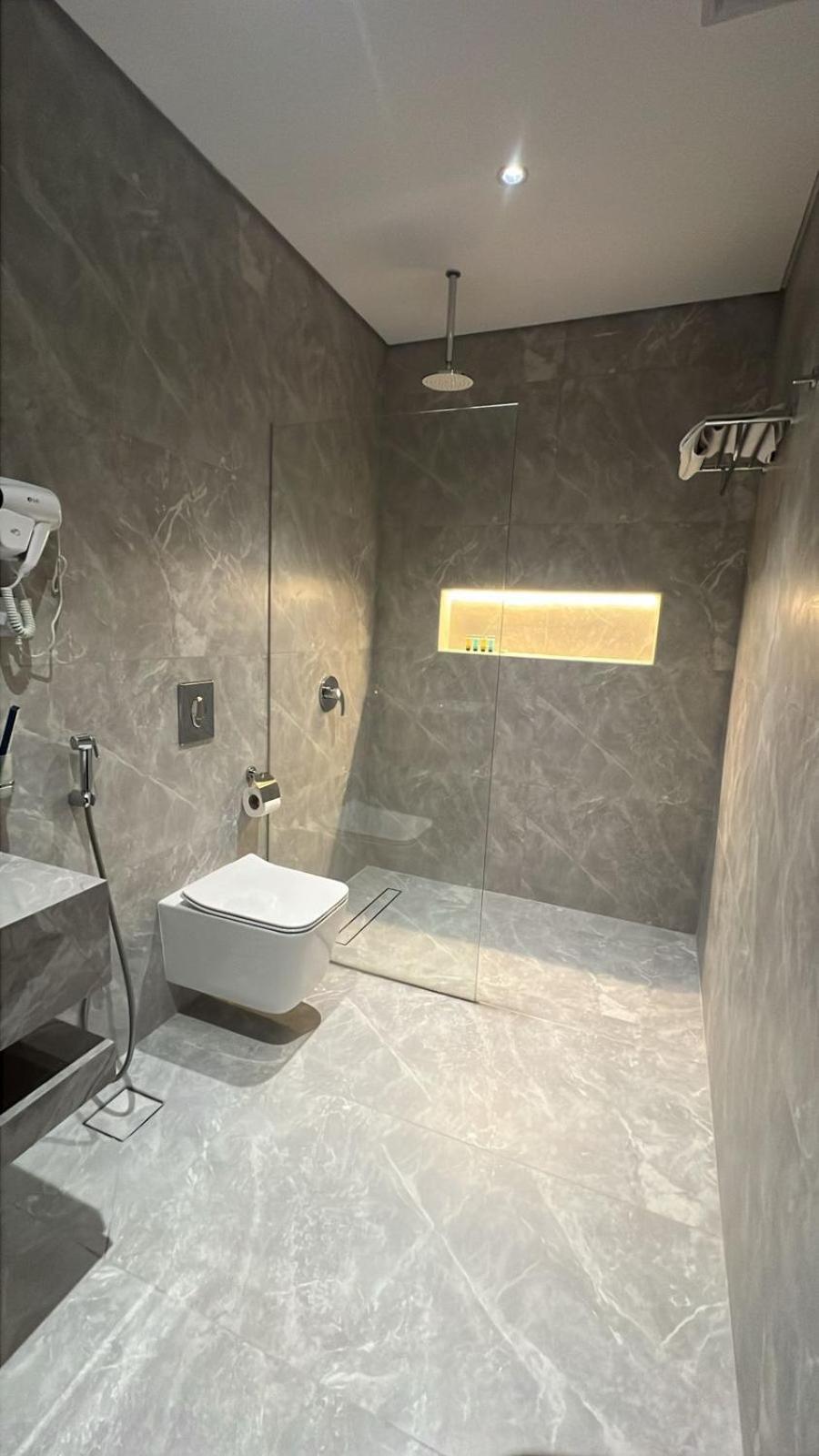 ראביג White Beach Hotel Suites מראה חיצוני תמונה