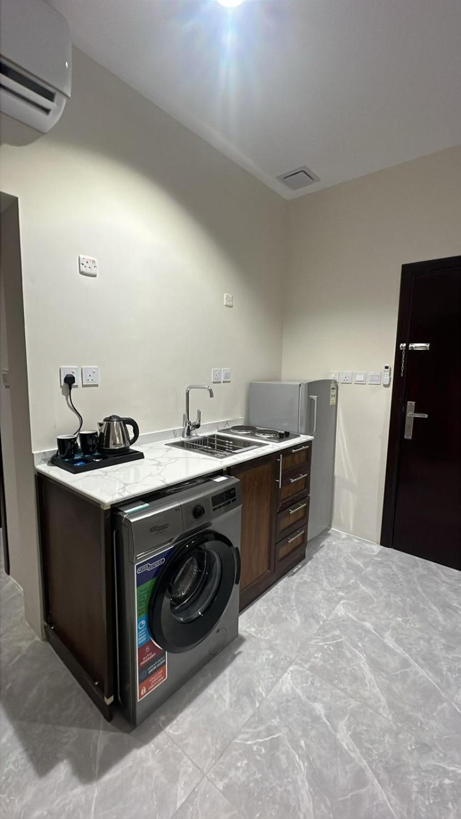 ראביג White Beach Hotel Suites מראה חיצוני תמונה