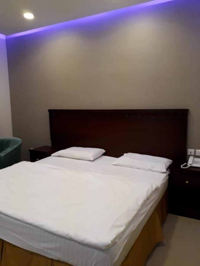 ראביג White Beach Hotel Suites מראה חיצוני תמונה